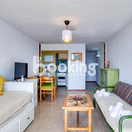 Apartment Torre Tramuntana Estudi Funcional I Ben Equipat Amb Vistes Al Mar, Aparcament I Piscina Platja d'Aro